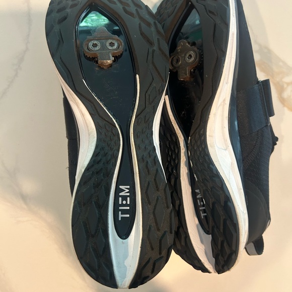 Tiem Slipstream Indoor Cycling Shoes - Picture 3 of 9